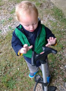 pumping-the-bike-tire