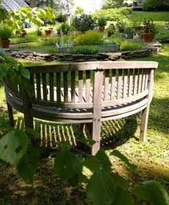 garden-behind-church