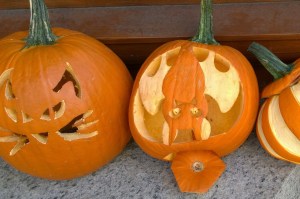 103015-bat-carved-into-pumpkin