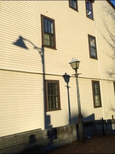031216-lamppost-shadows