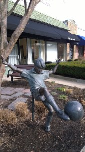 031616-soccer-statue