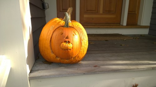 103115-toothy-pumpkin