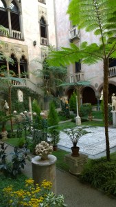 111716-gardner-museum-cloister