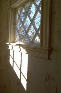 032317-sunlight-thru-lattice