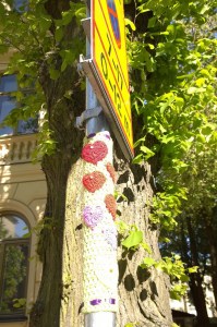 052717-knitting-on-sign-post