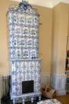 052917-Swedish-porcelain-stove