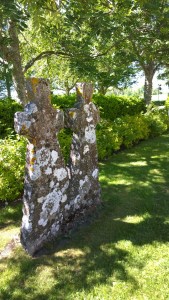 060117-husaby-tombstones