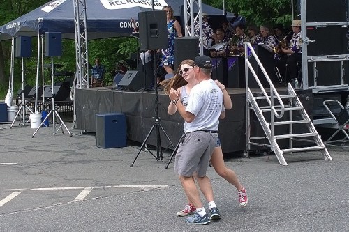 060918-swing-dancing-jazzfest