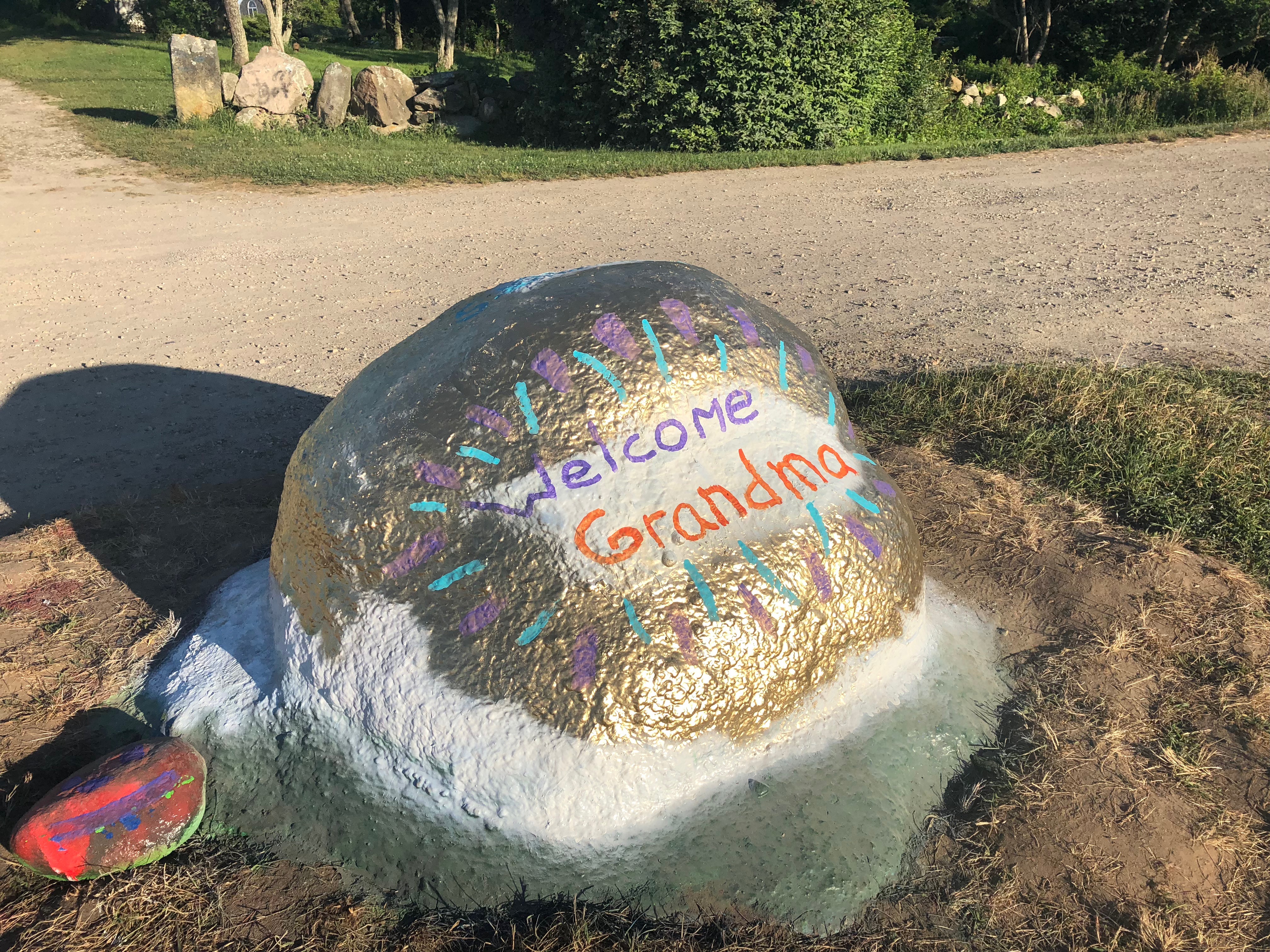 071018-painted-rock-for-a-grandma