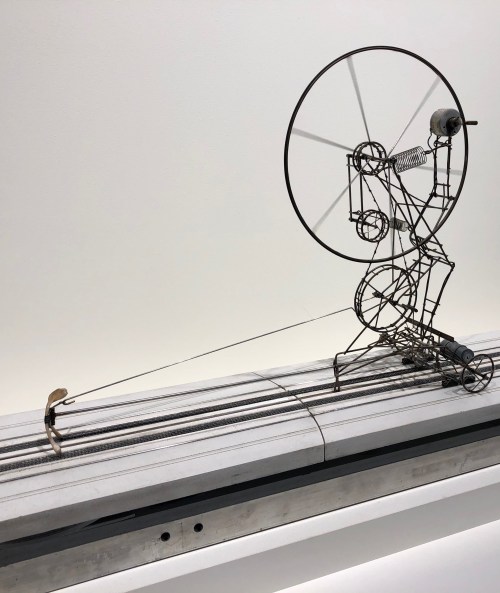 101218-Arthur-Ganson-walking-wishbone-machine