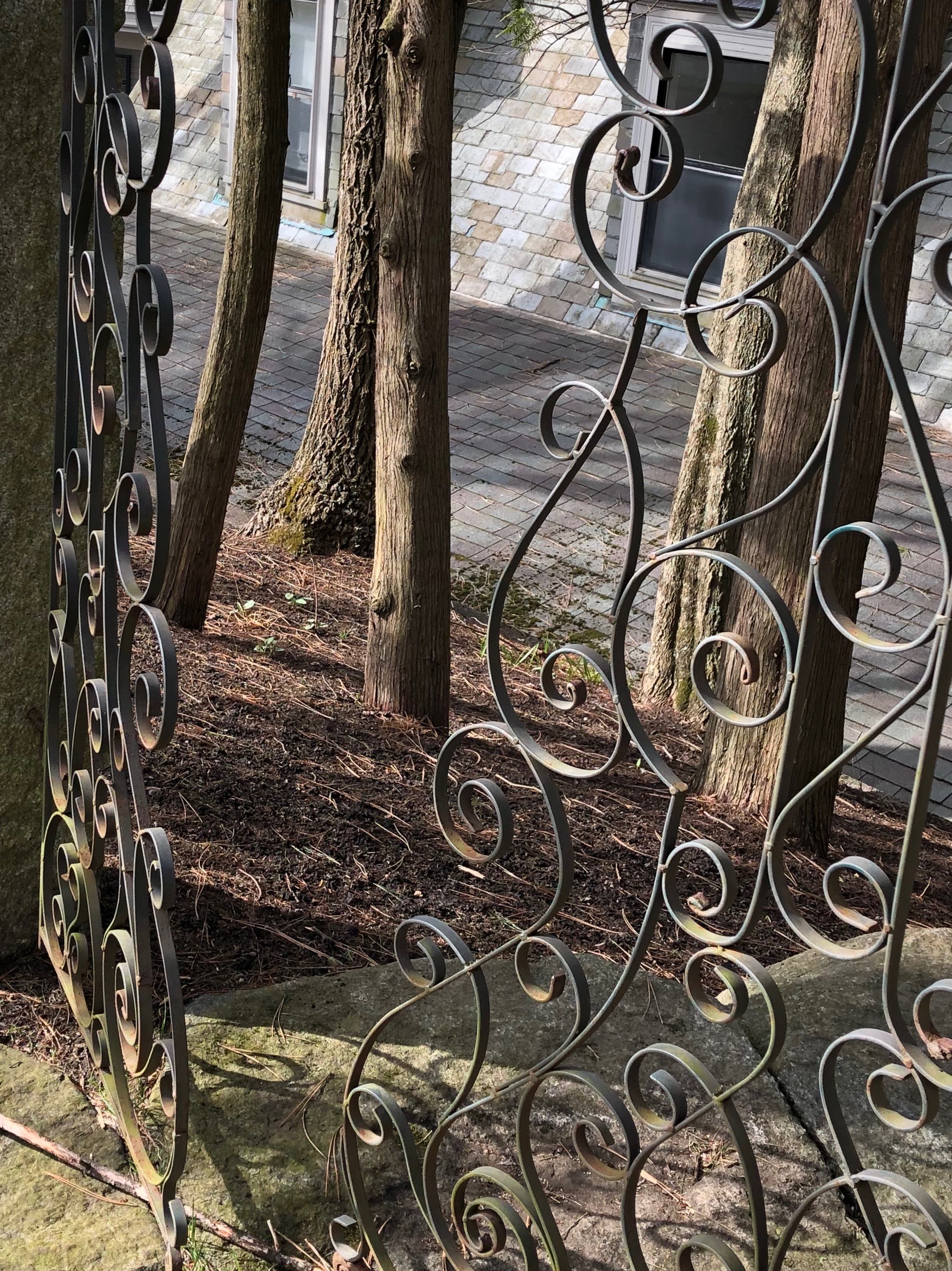 041919-curlicue-gate