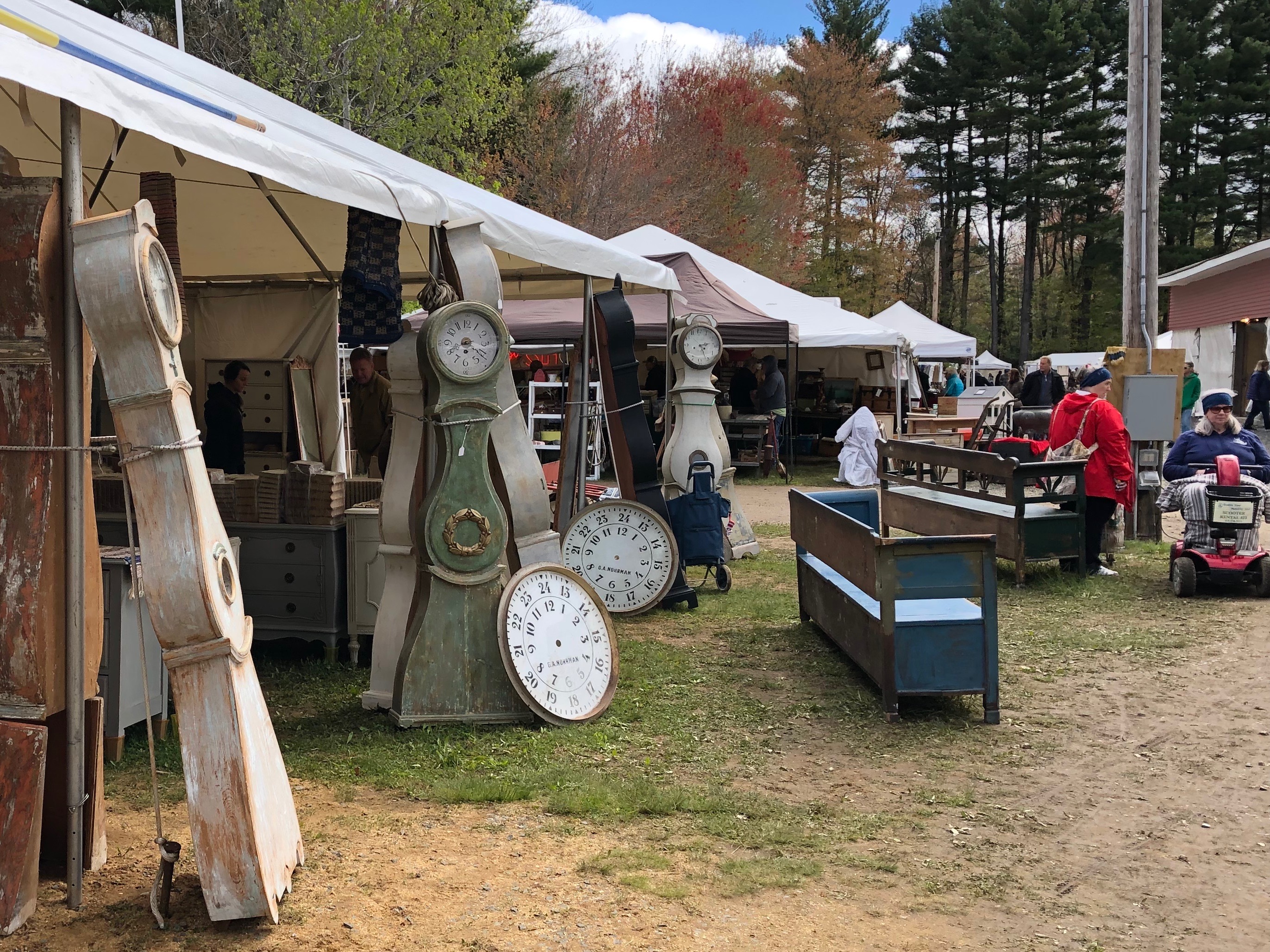 051519-Brimfield-Moraklocka