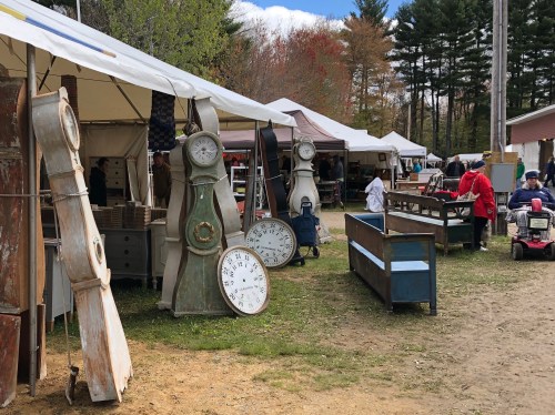 051519-Brimfield-Moraklocka