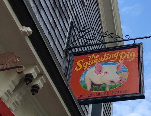 062219-Provincetown-Squealing-Pig