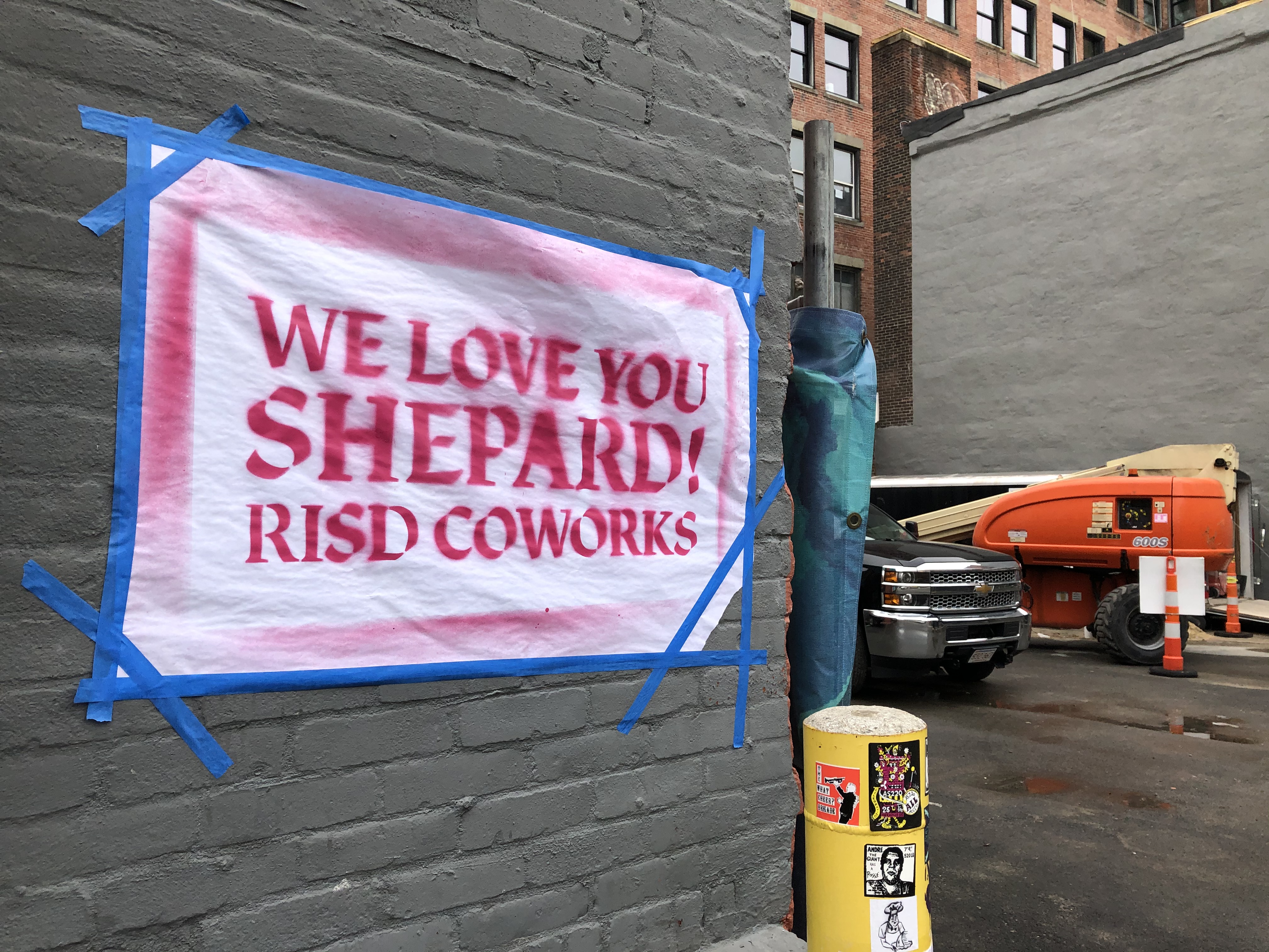 102919-Fairey-fan-club