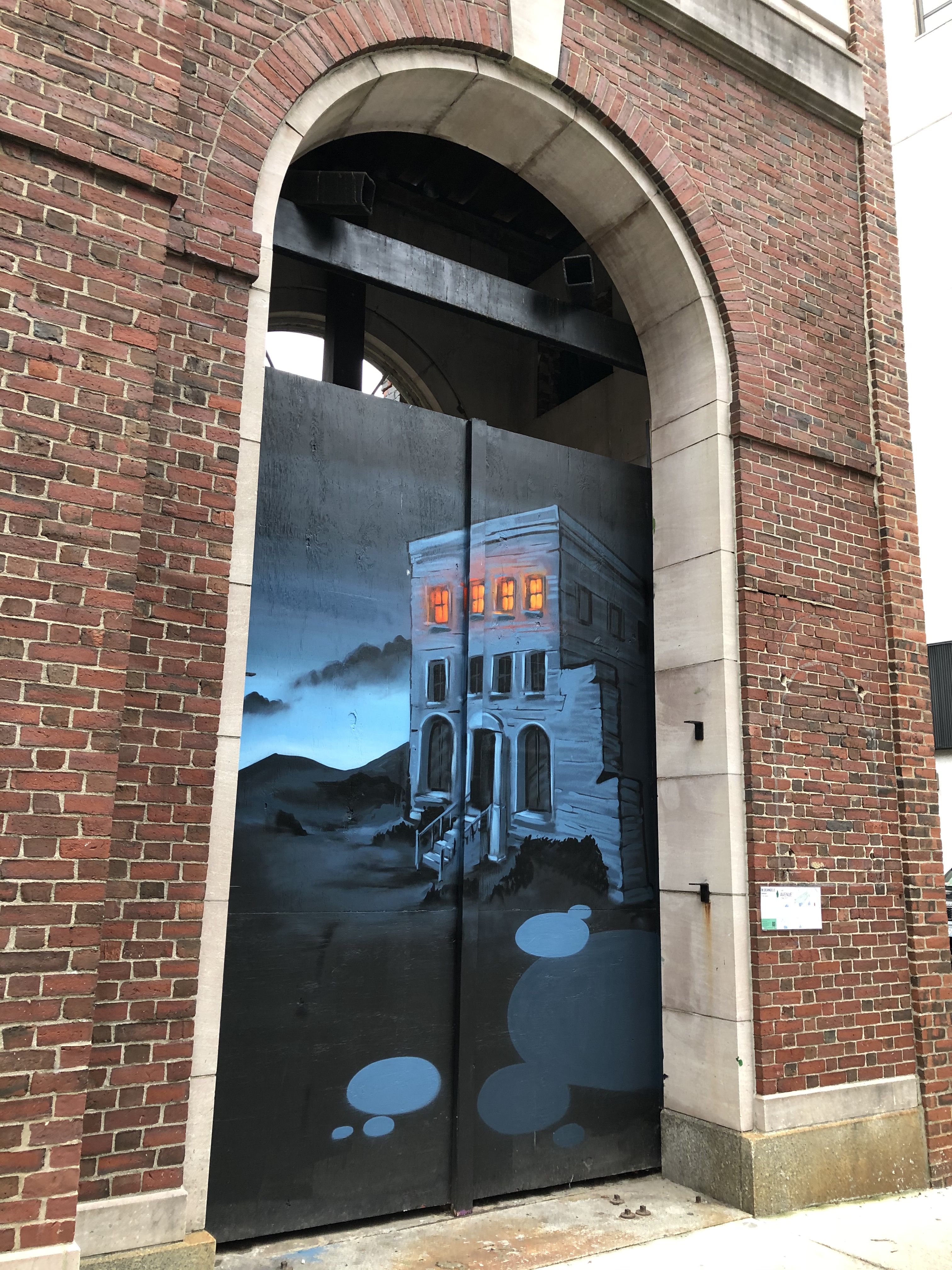 102919-glowing-haunted-windows