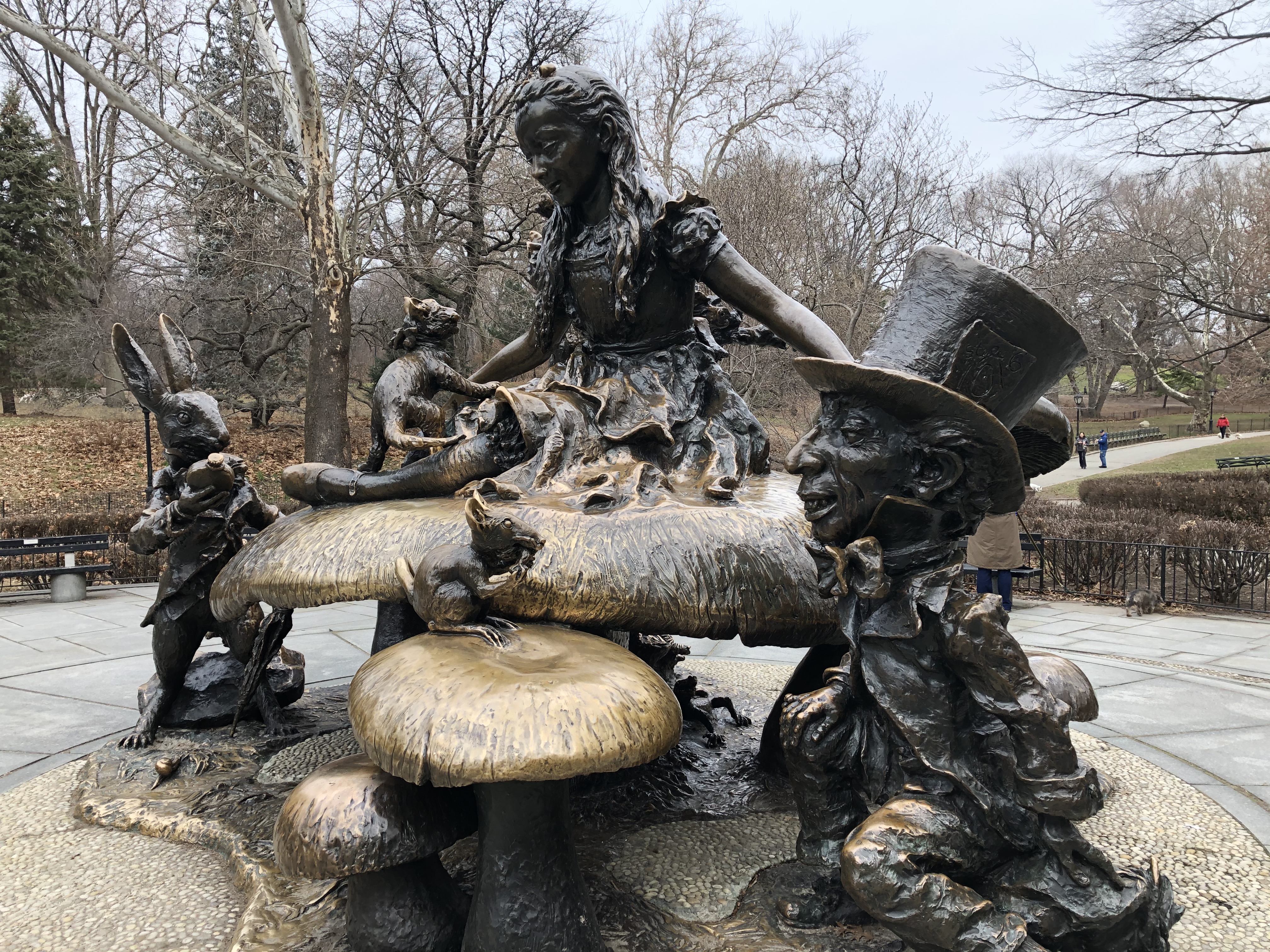 011020-Alice-in-Central-Park-Wonderland