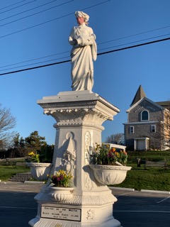 041120-statue-with-facemask-by-SMKelly-BI