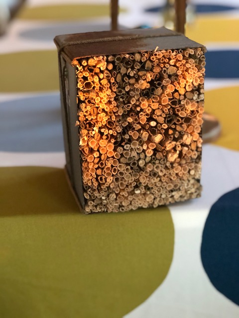 042520-bee-hotel-by-Lolo