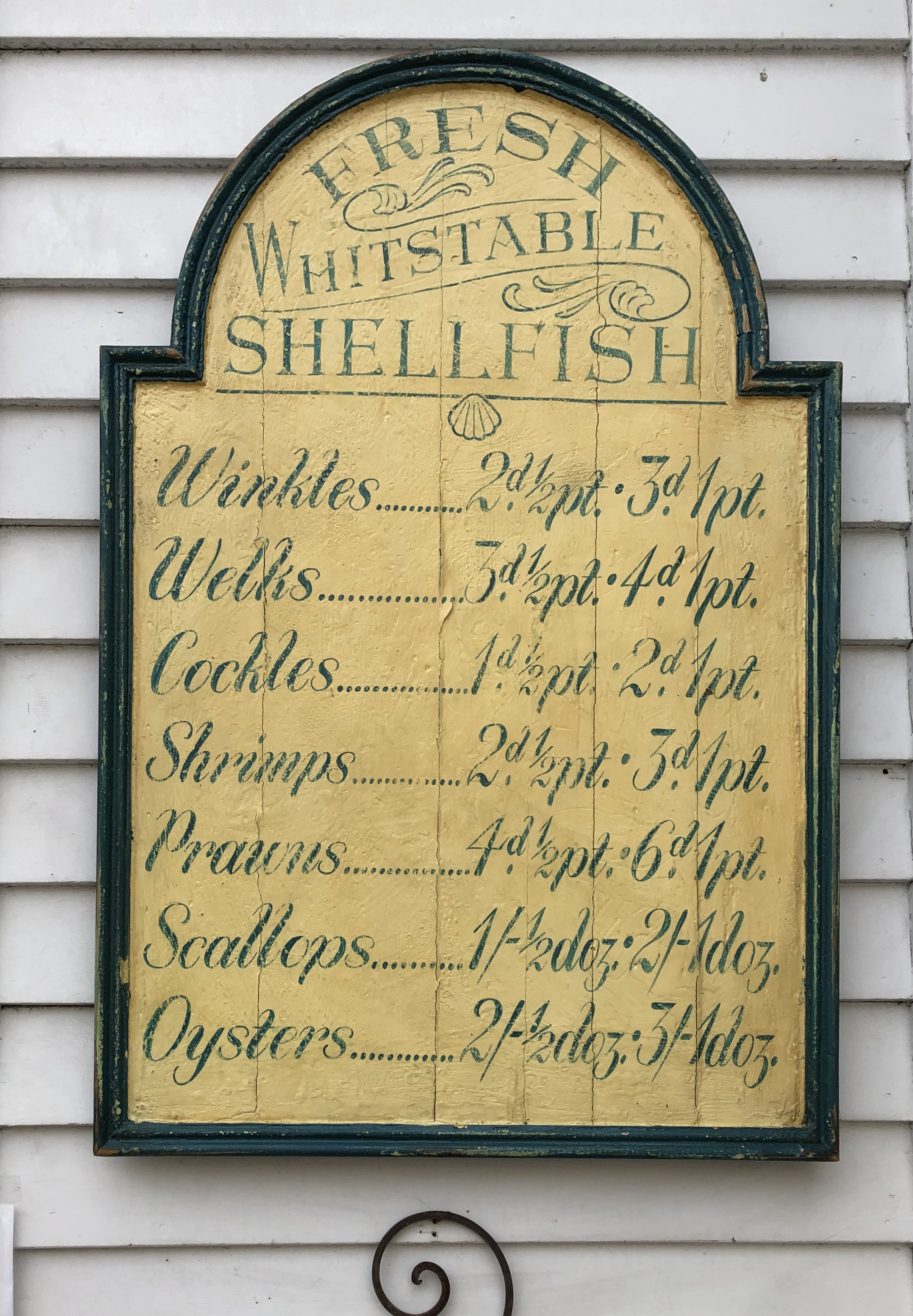 073020-antique-seafood-sign